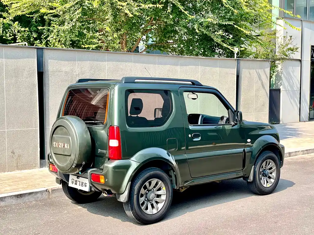 Suzuki Jimny — миниатюра 8