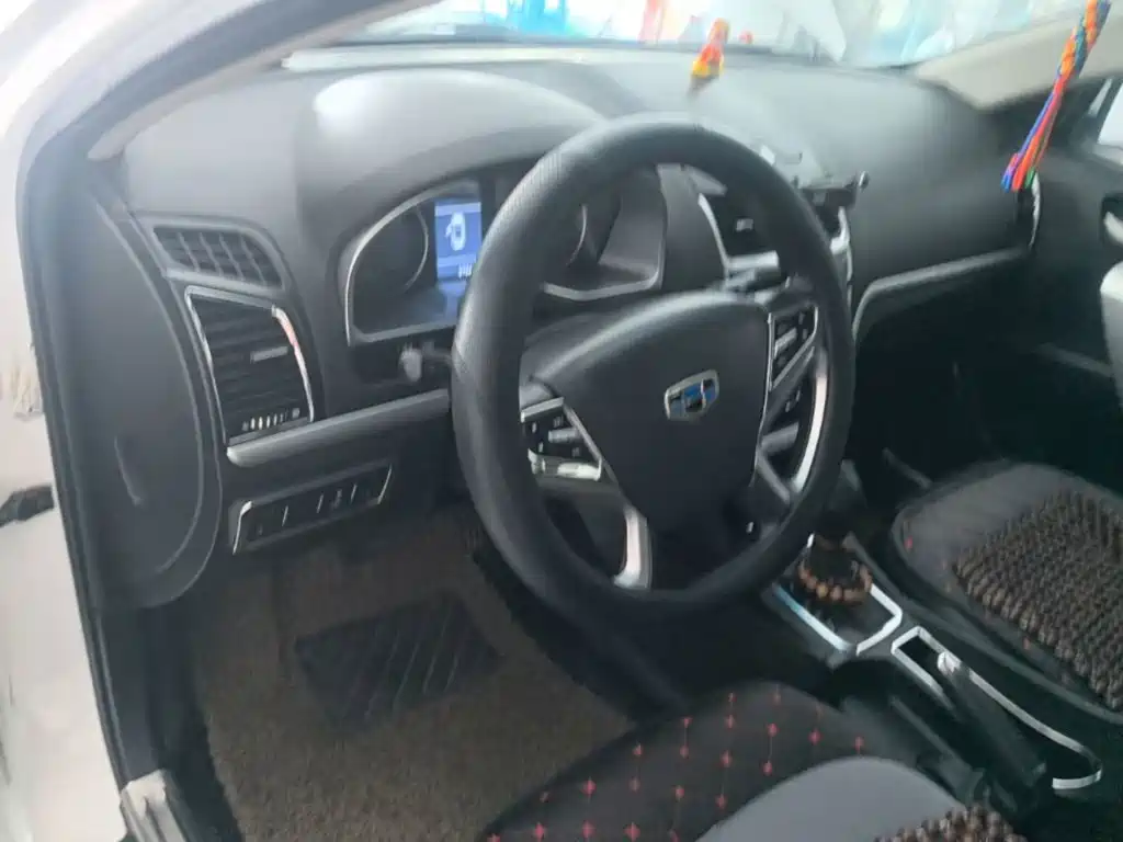 Geely Emgrand — миниатюра 10