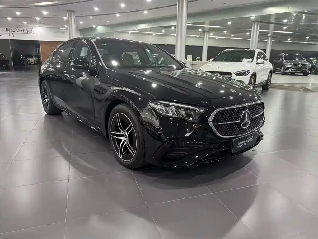 Mercedes-Benz E-Class (Import) — миниатюра 7