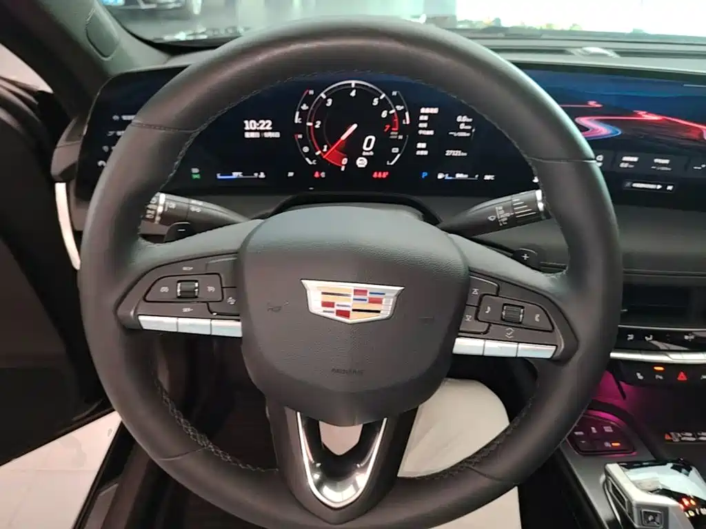Cadillac CT5 — миниатюра 11