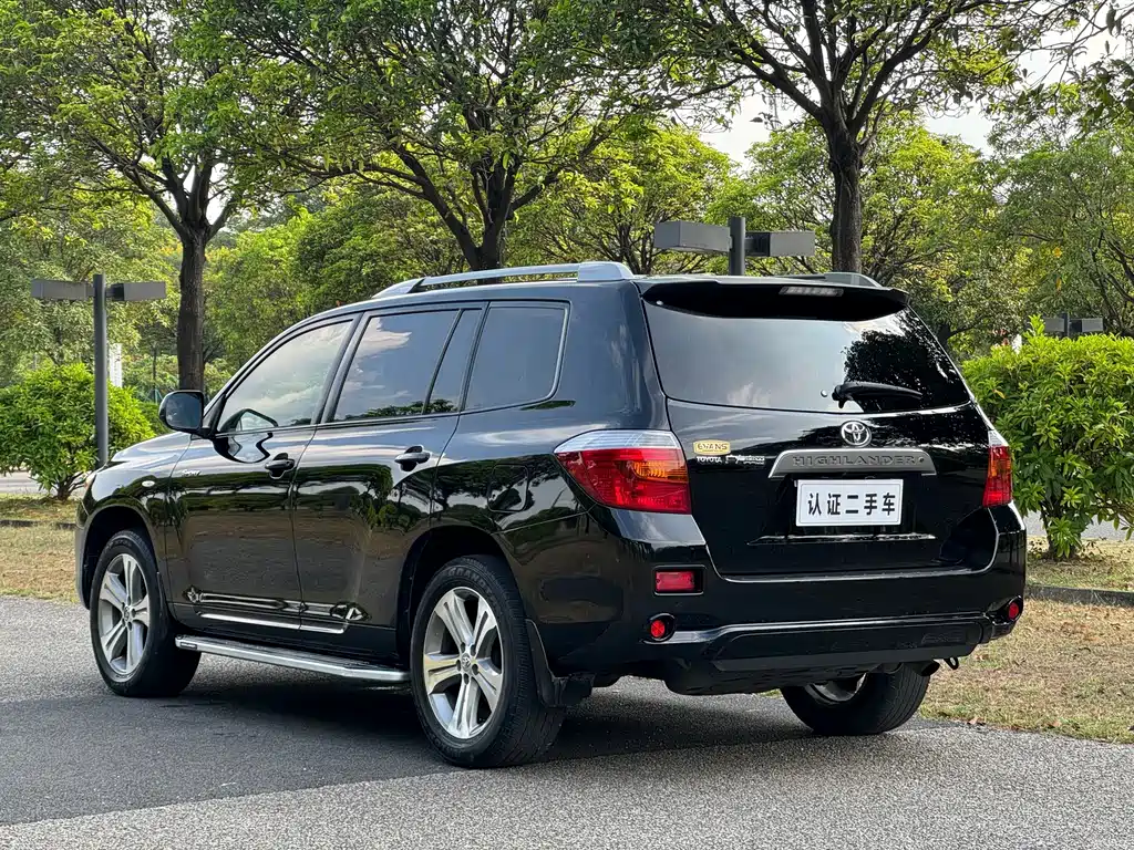 Toyota Highlander — миниатюра 5