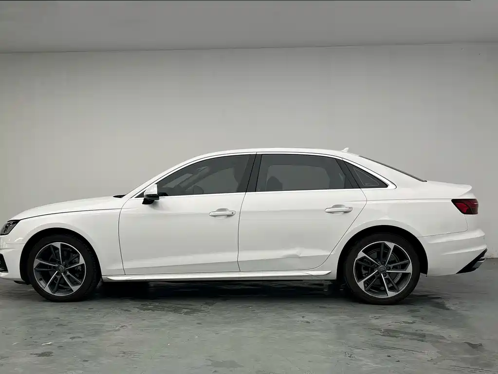 Audi A4L 2020 40 TFSI Fashion