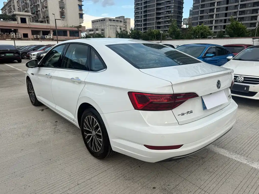 Volkswagen Sagitar — миниатюра 11