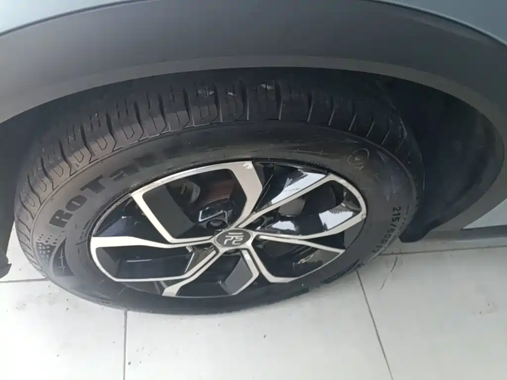 BYD Yuan Plus — миниатюра 23