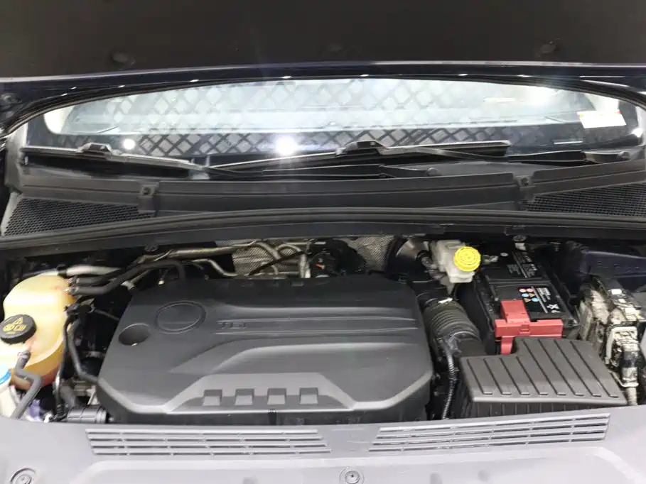 Roewe iMAX8 — миниатюра 28