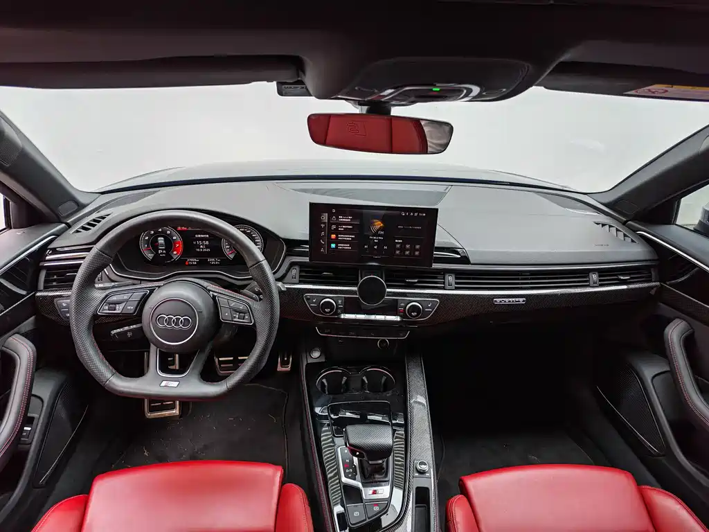 AUDI  S4