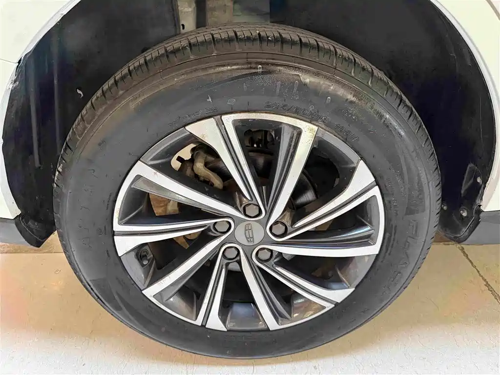 Geely Vision X6 — миниатюра 12