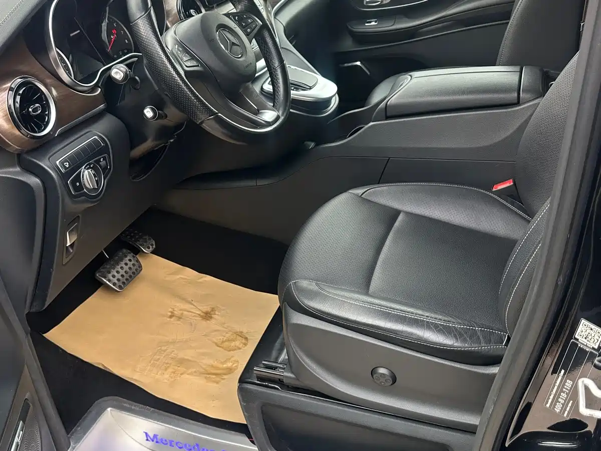 Mercedes-Benz V-Class