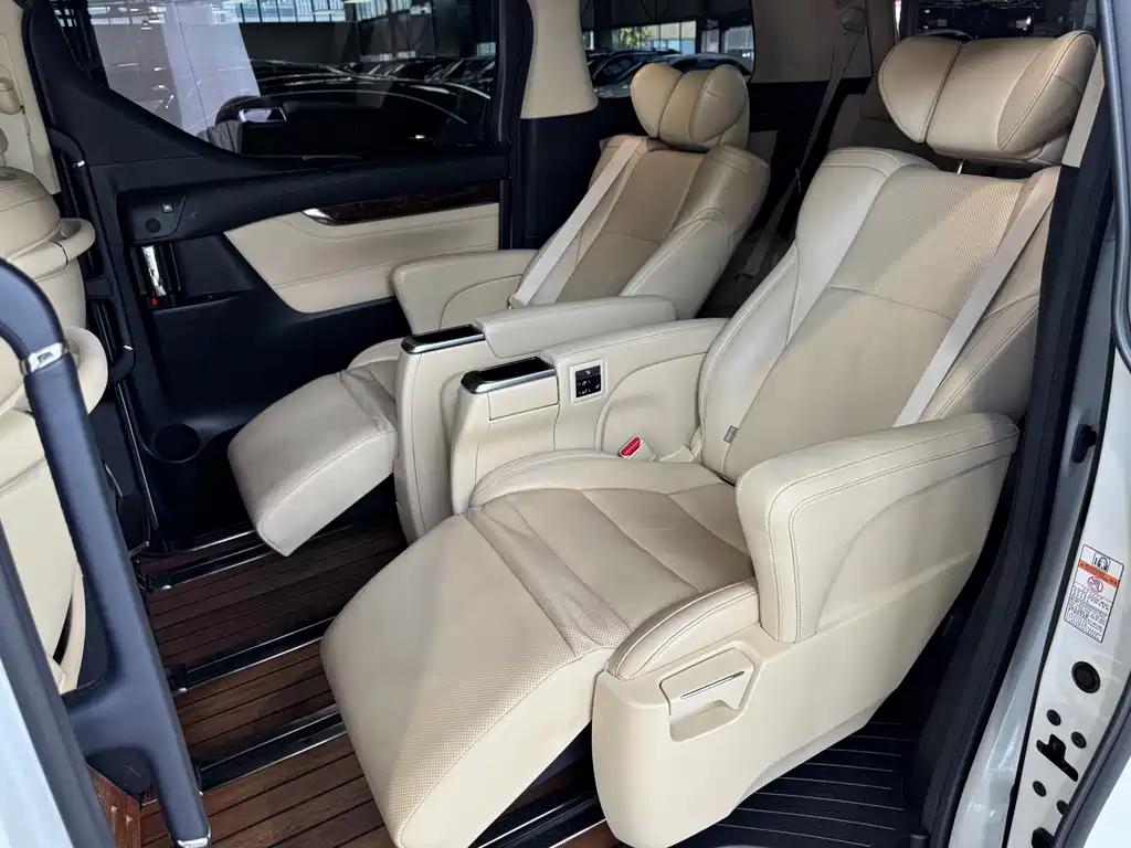 Toyota Alphard Facelift 3.5L Luxury Edition, фото 22