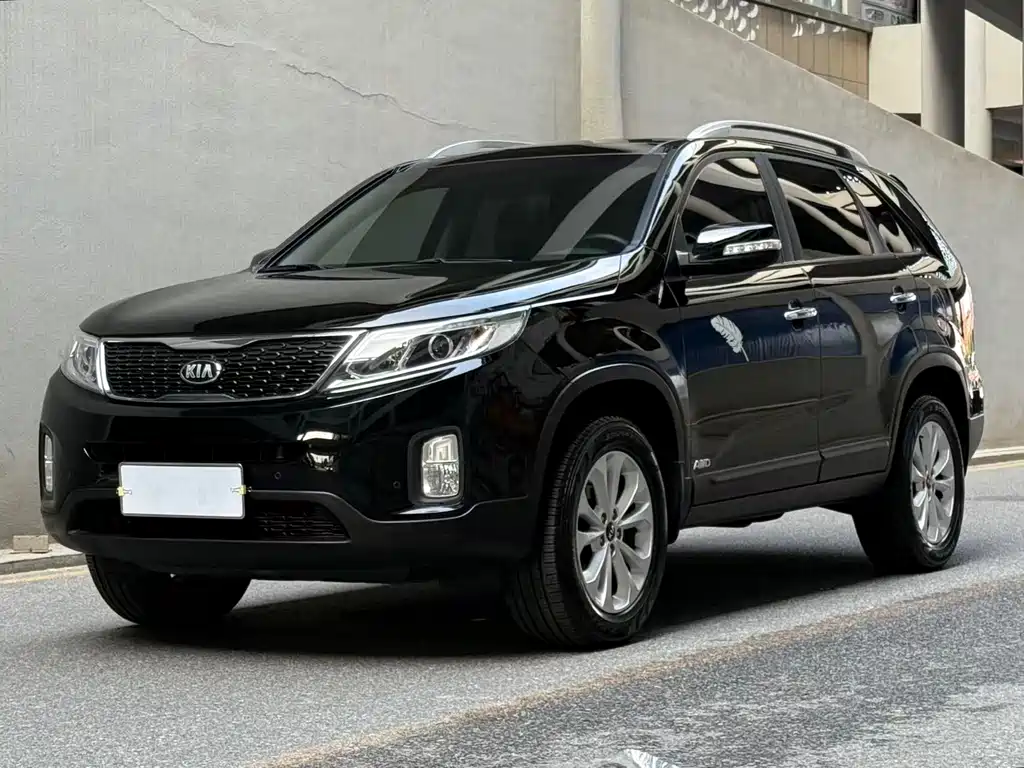 Купить Kia Sorento