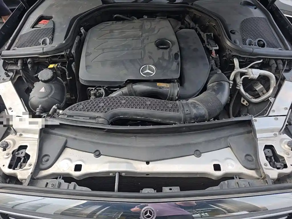 Mercedes-Benz E-Class — миниатюра 20