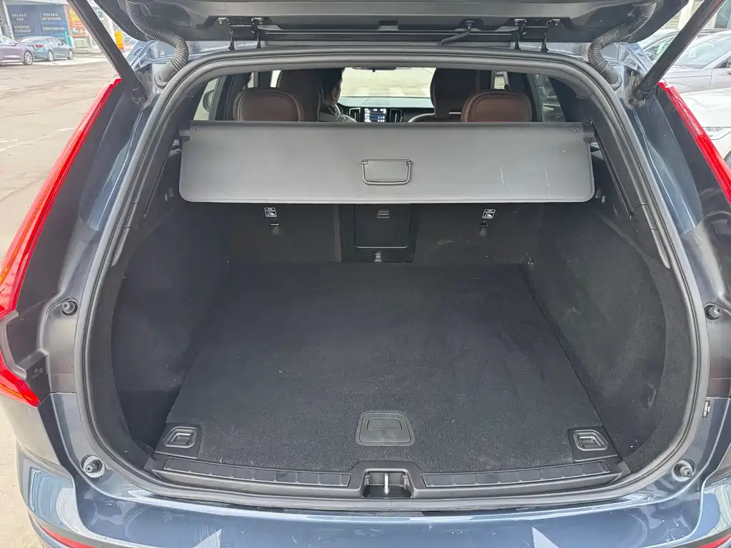 Volvo XC60 — миниатюра 9