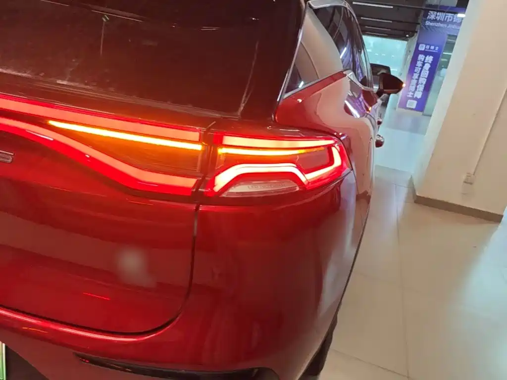 BYD Tang New Energy — миниатюра 24