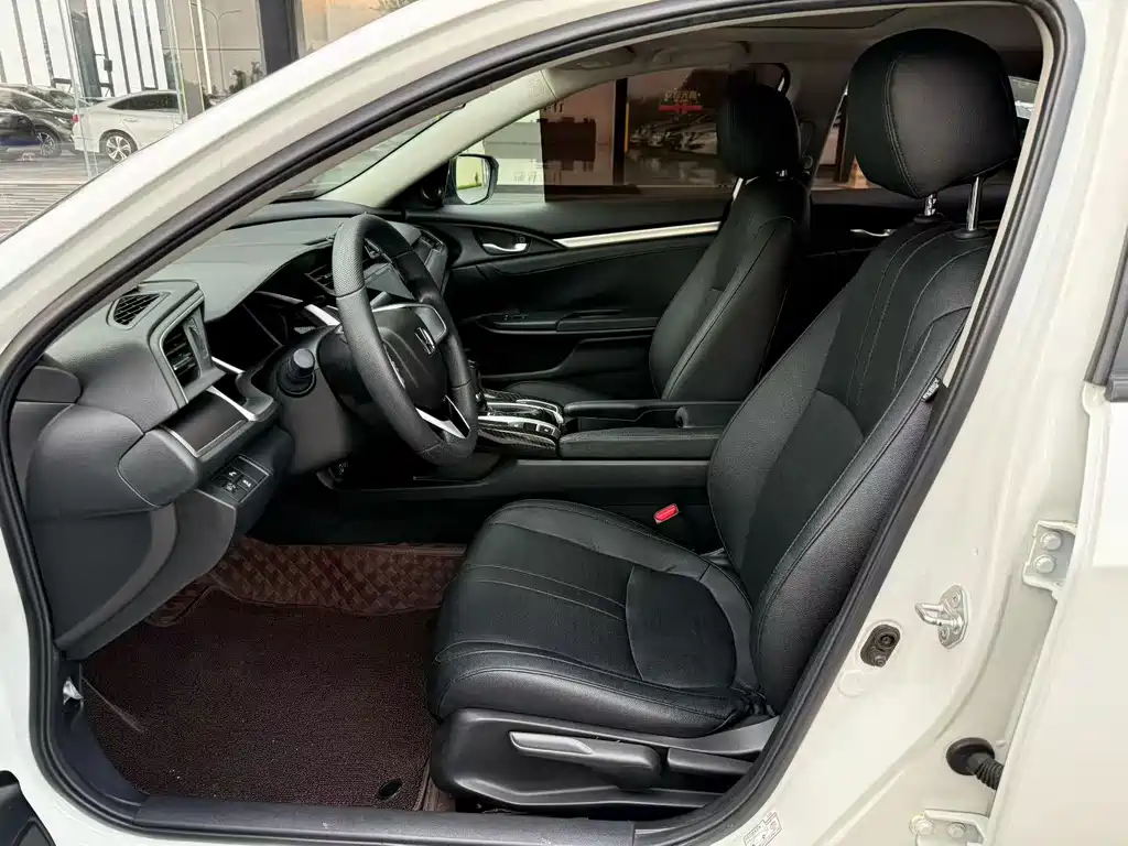 Honda Civic — миниатюра 6