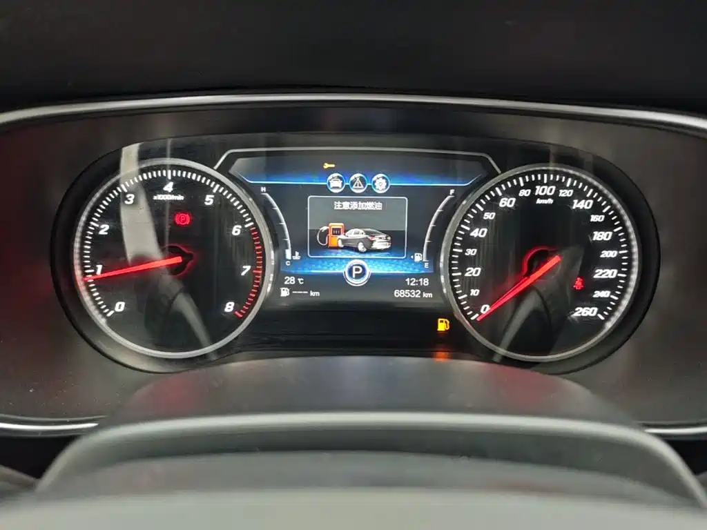 Hongqi Hongqi H5 — миниатюра 12