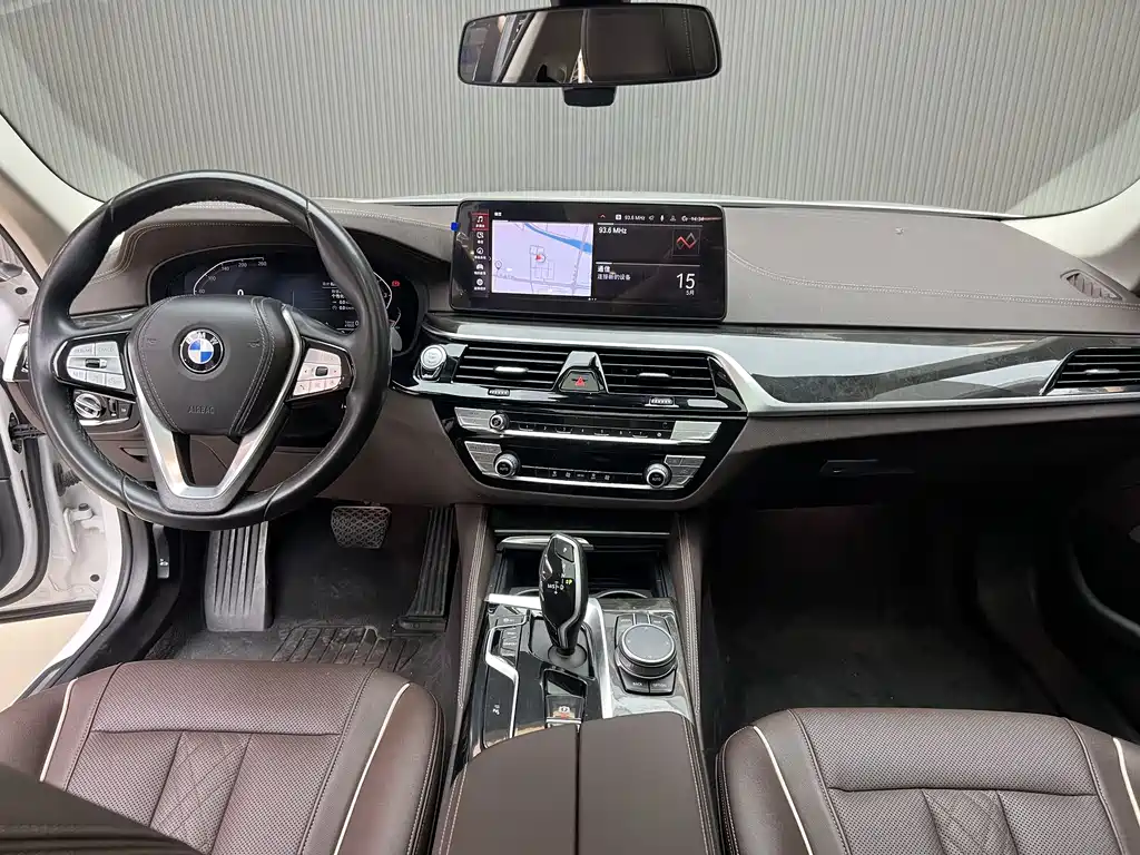 BMW 5 Series 5 2022 525Li Luxury