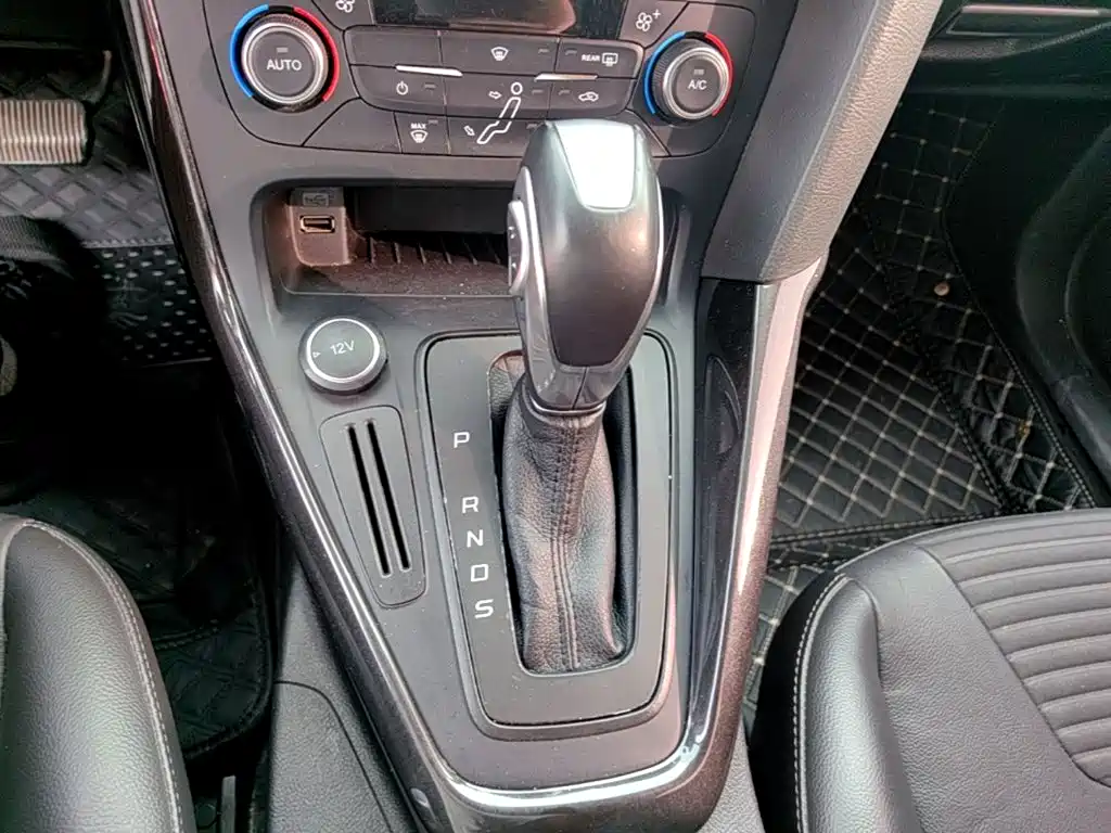 Ford Focus — миниатюра 14