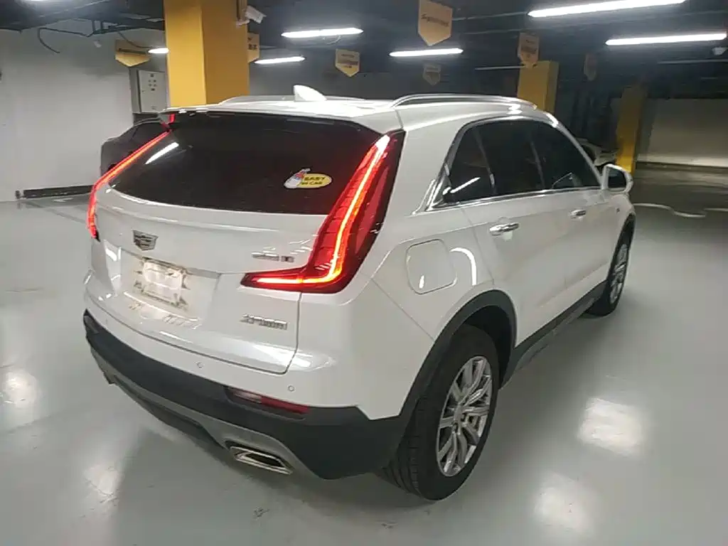 Cadillac XT4 — миниатюра 7