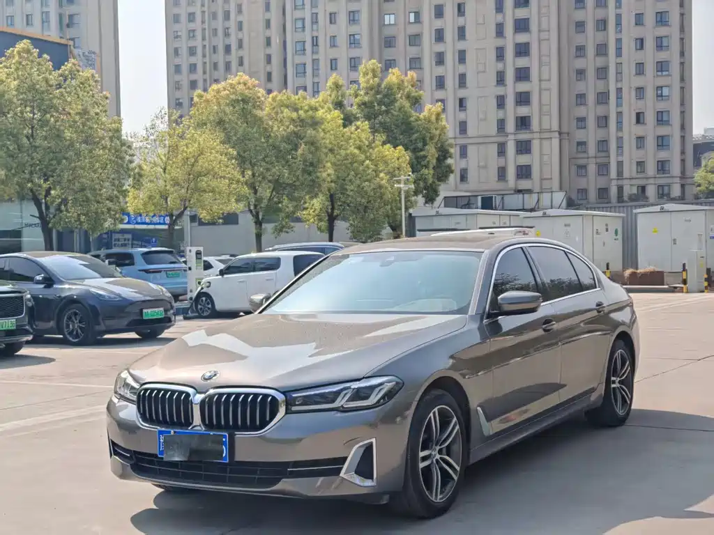 BMW 5 Series 2022