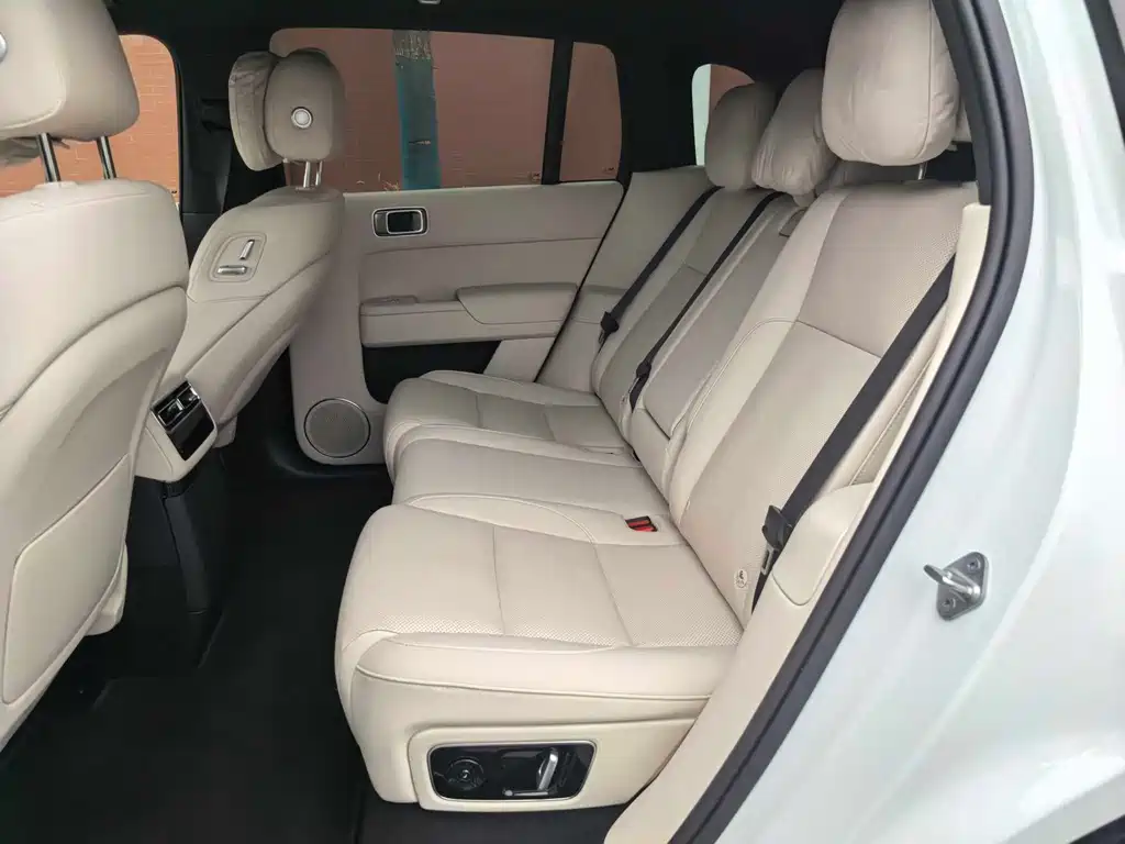 Li Auto Li L7 — миниатюра 13