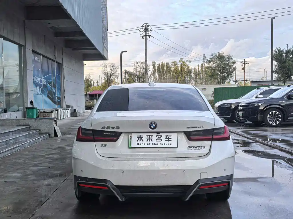 BMW i3 — миниатюра 10
