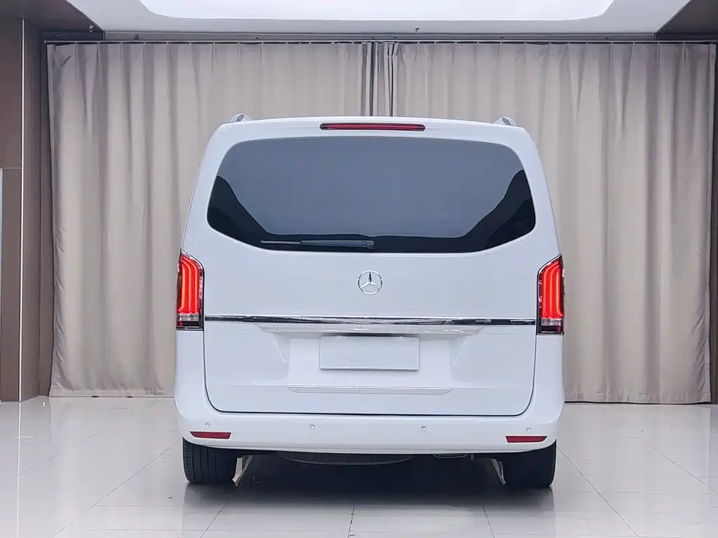 Mercedes-Benz V-Class — миниатюра 20