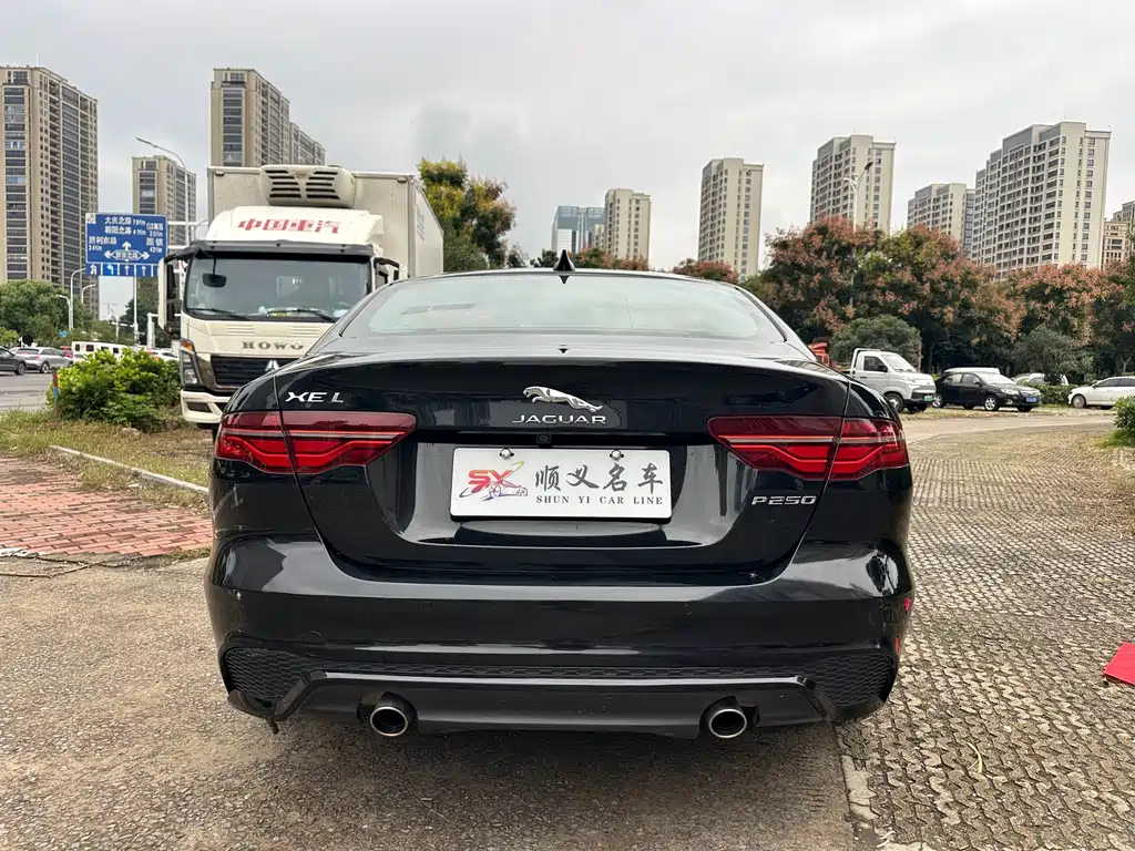Jaguar XEL — миниатюра 5
