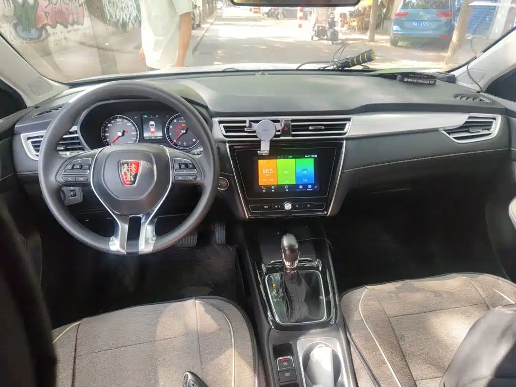 Roewe i5 — миниатюра 5
