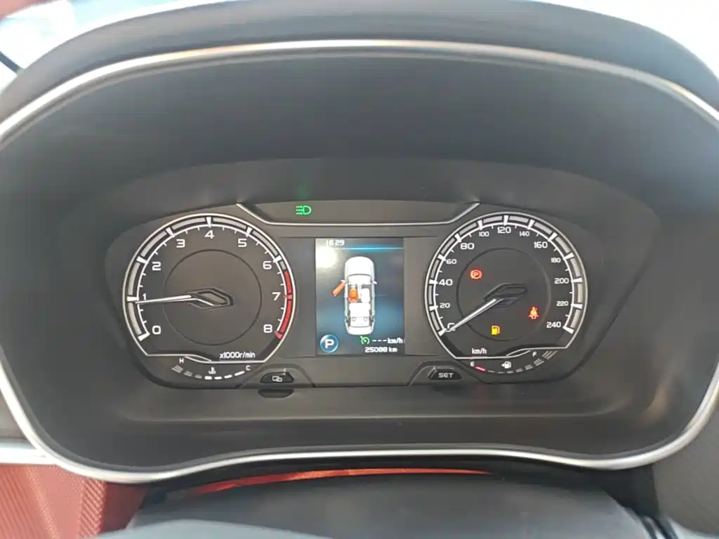 Geely Binrui — миниатюра 12