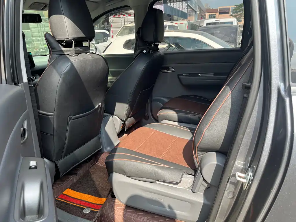 Wuling Hongguang EV — миниатюра 8