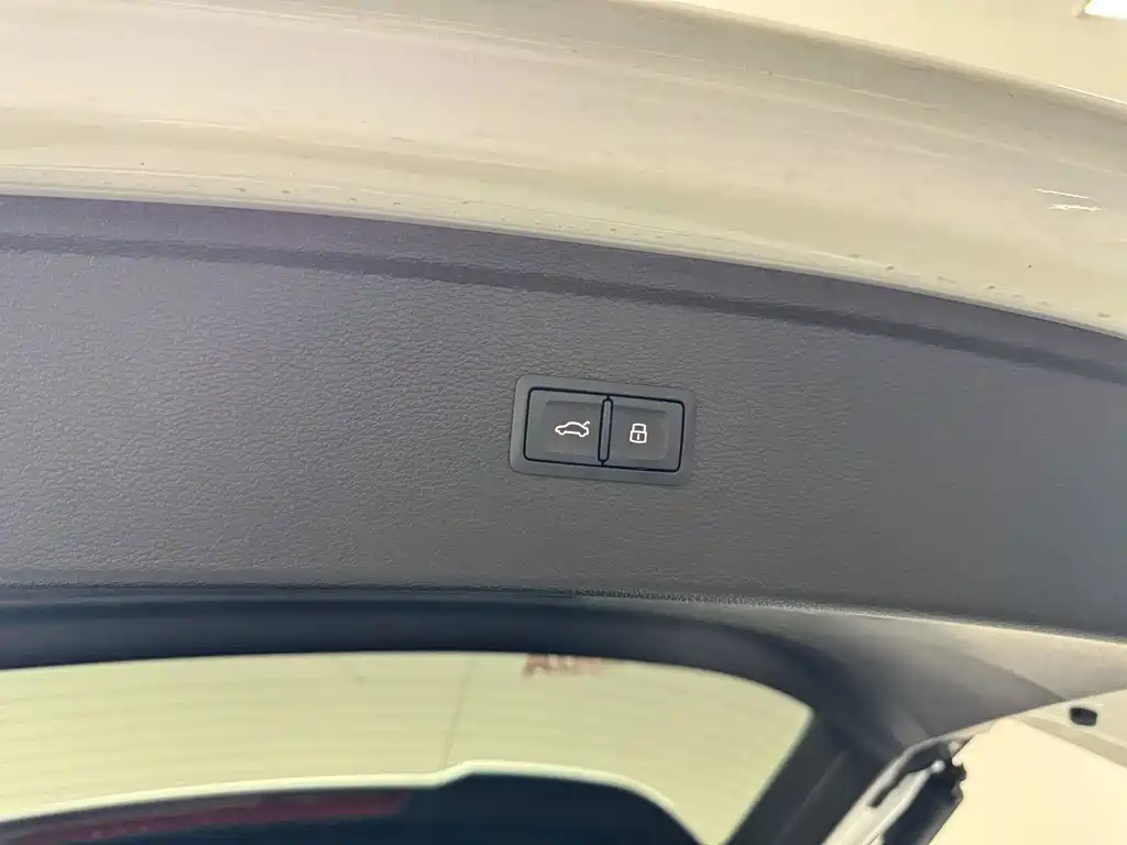 Audi Q5L — миниатюра 18