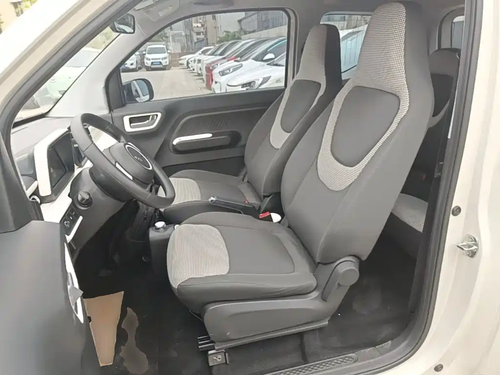 Wuling MINIEV — миниатюра 15