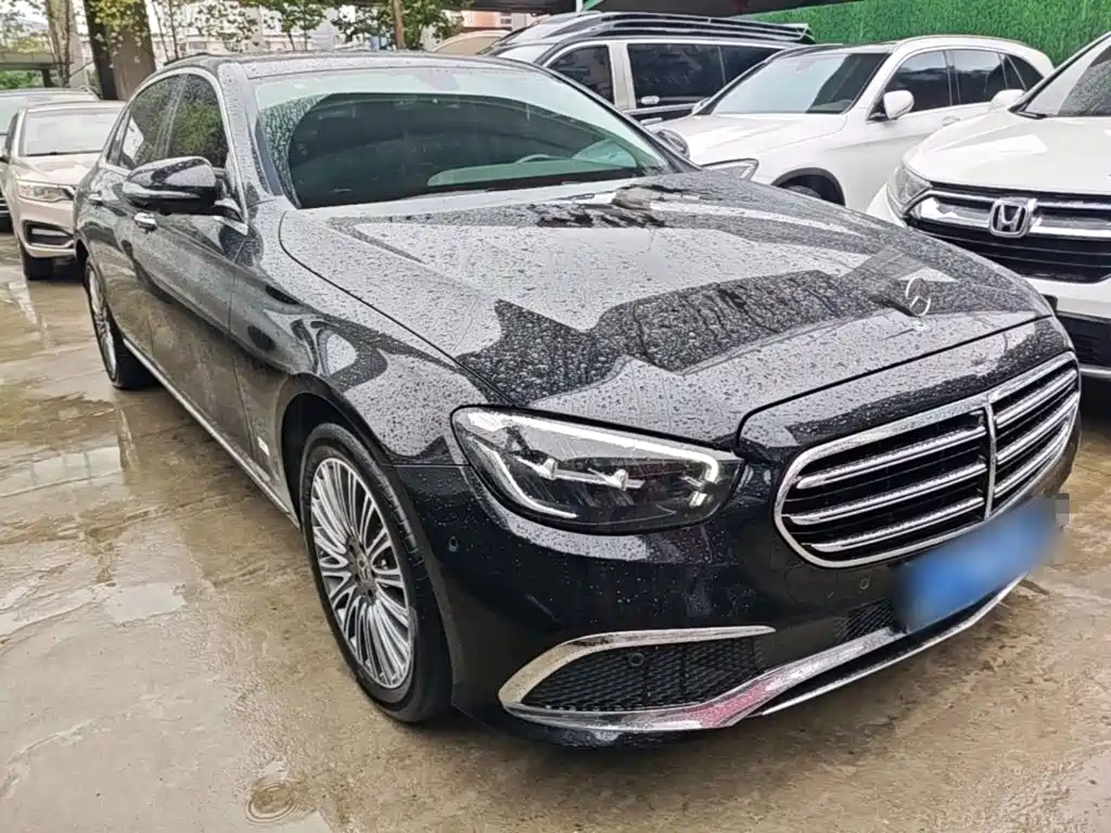 Mercedes-Benz E-Class — миниатюра 4