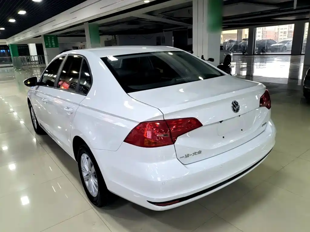 Volkswagen Bora — миниатюра 5