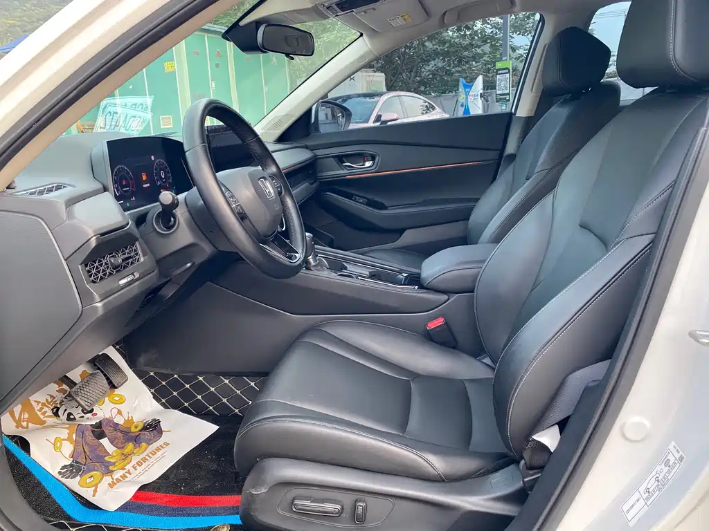 Honda Accord — миниатюра 8