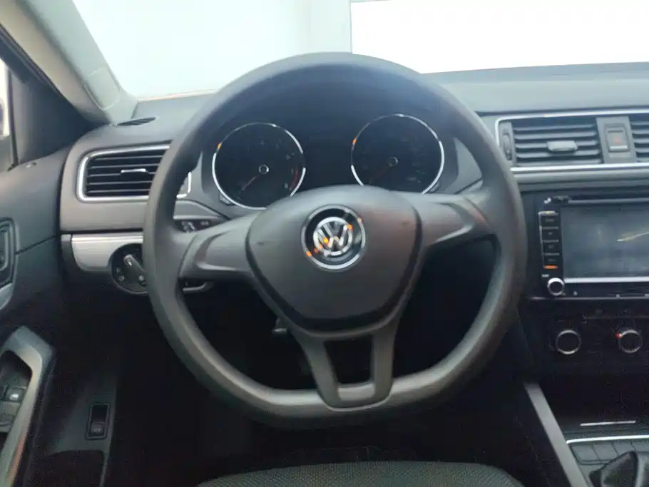Volkswagen Sagitar — миниатюра 15