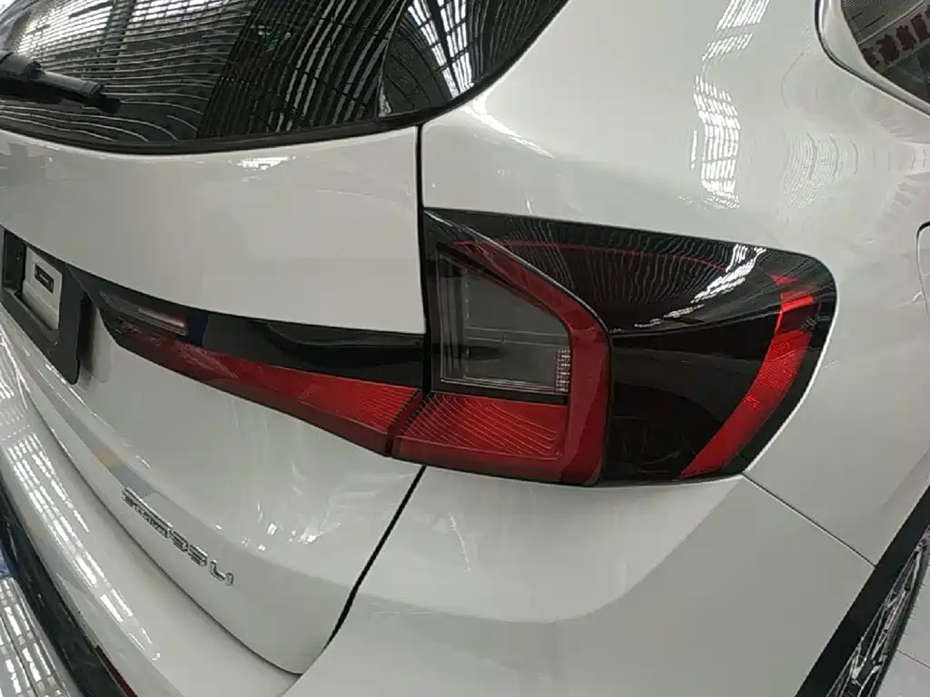 BMW X1 — миниатюра 8