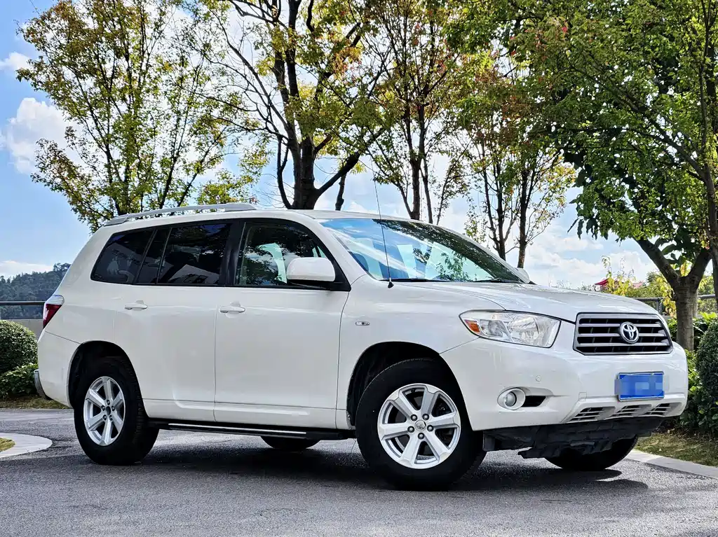 Toyota Highlander — миниатюра 3