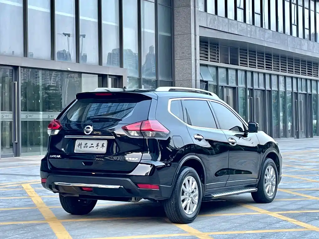 Nissan X-Trail — миниатюра 6