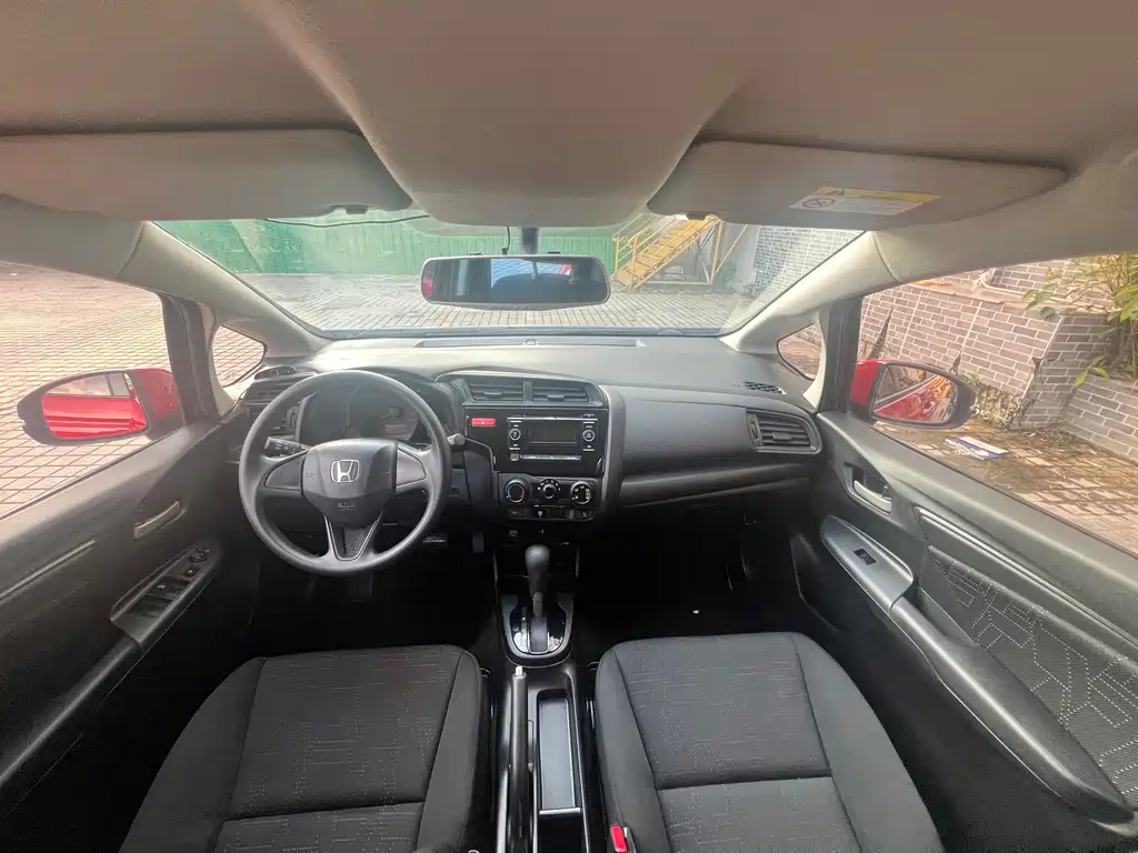 Honda Fit — миниатюра 15