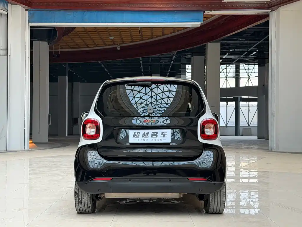 smart Smart Fortwo — миниатюра 6