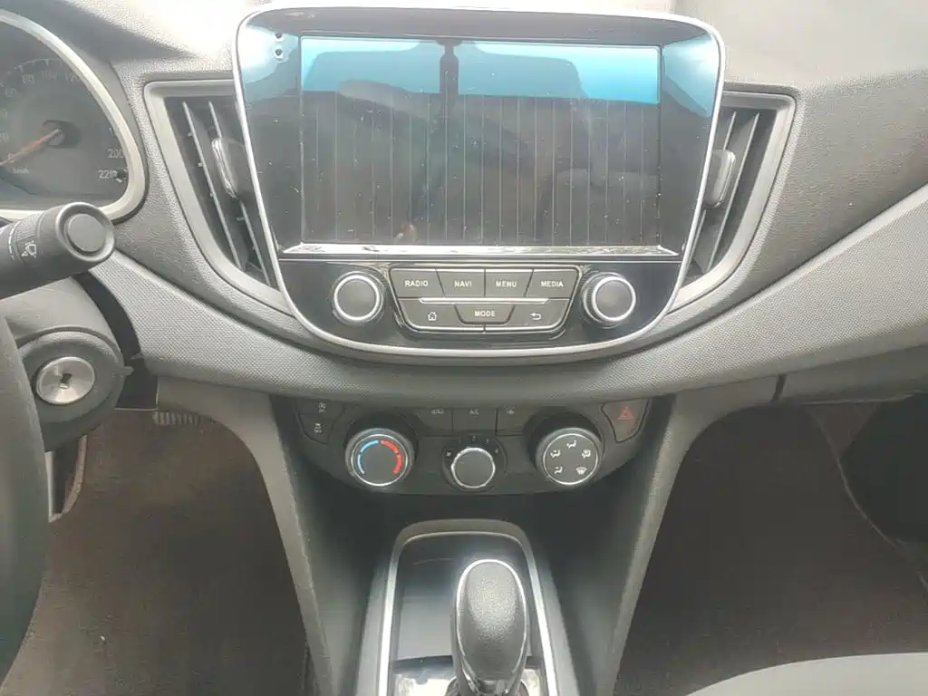 Chevrolet Cavalier — миниатюра 13