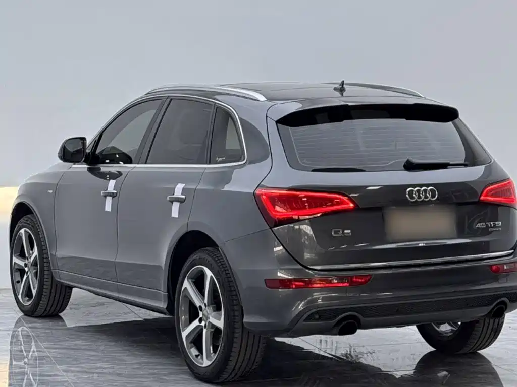 Audi Q5 (Import) — миниатюра 12