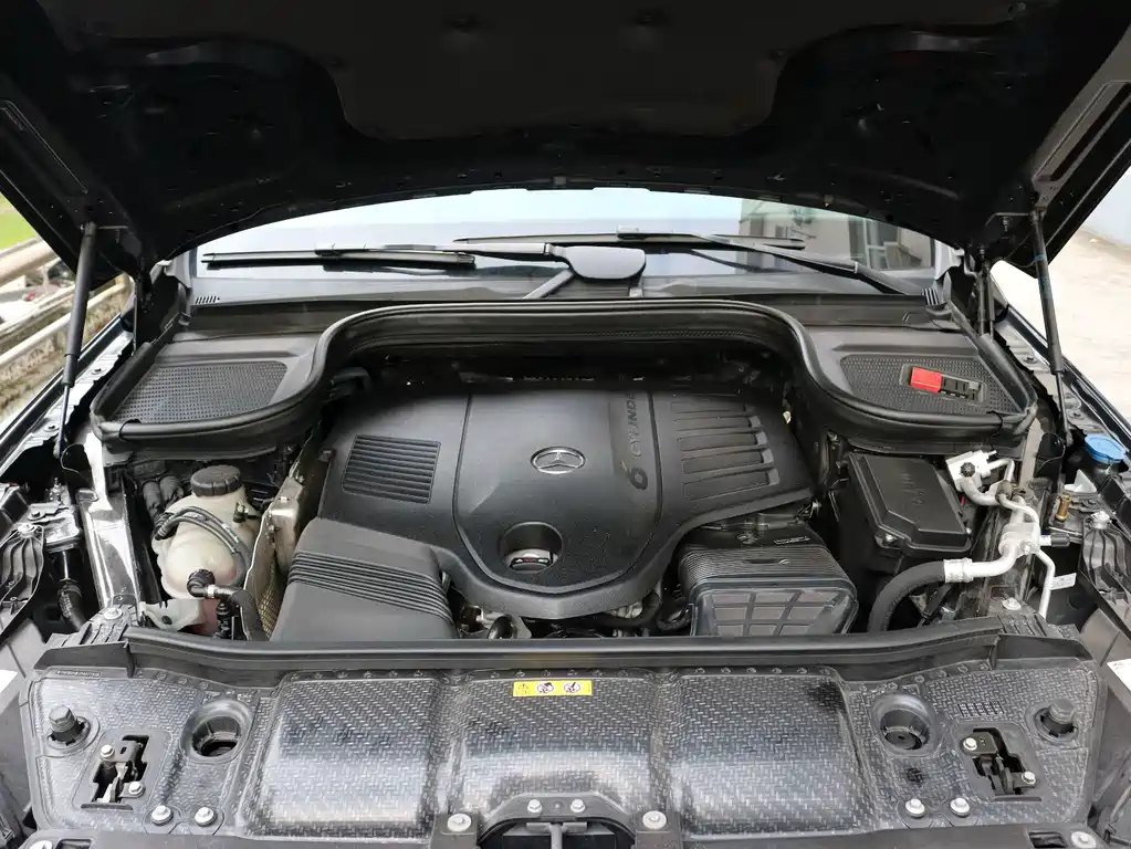 Mercedes-Benz GLE (Import) — миниатюра 15