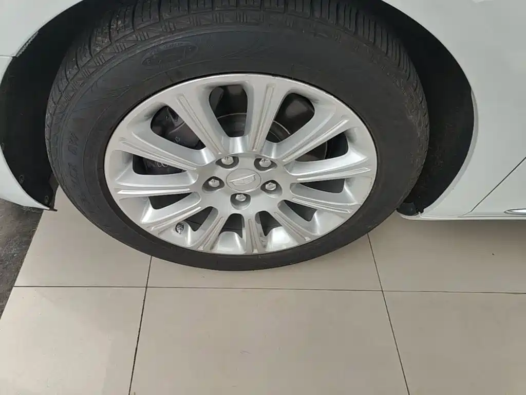 Cadillac XTS — миниатюра 23