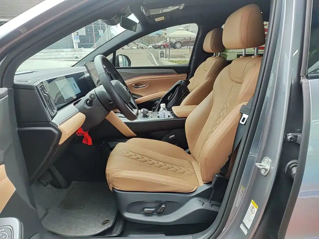 BYD L DM-i — миниатюра 15