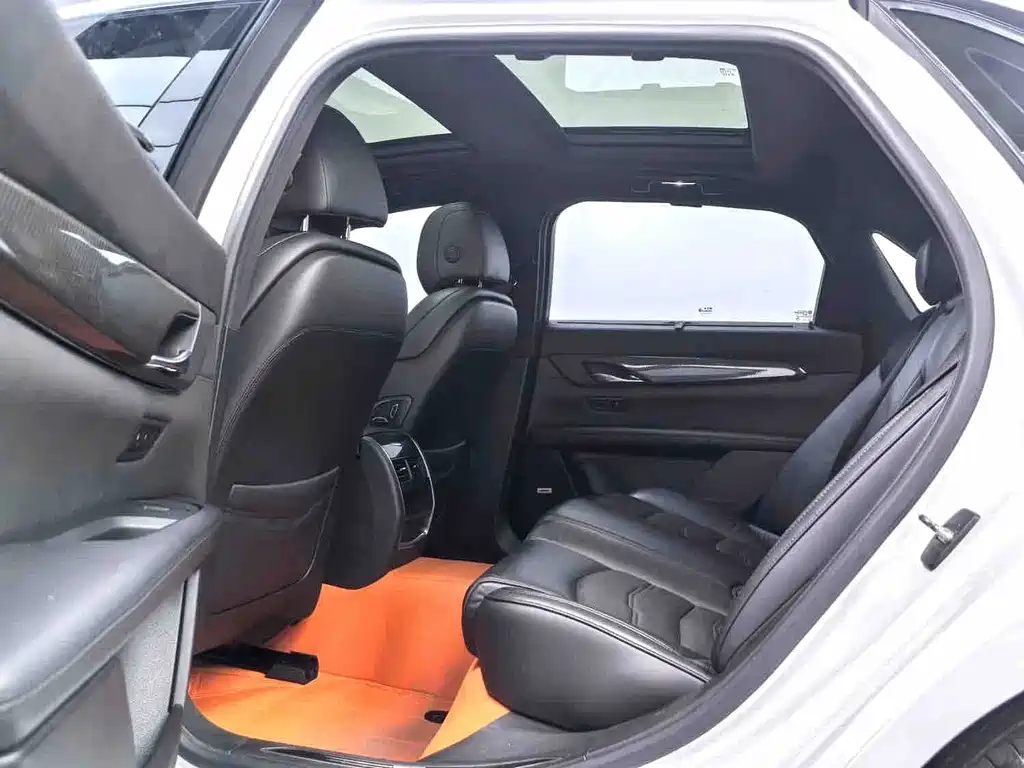 Cadillac CT6 — миниатюра 4