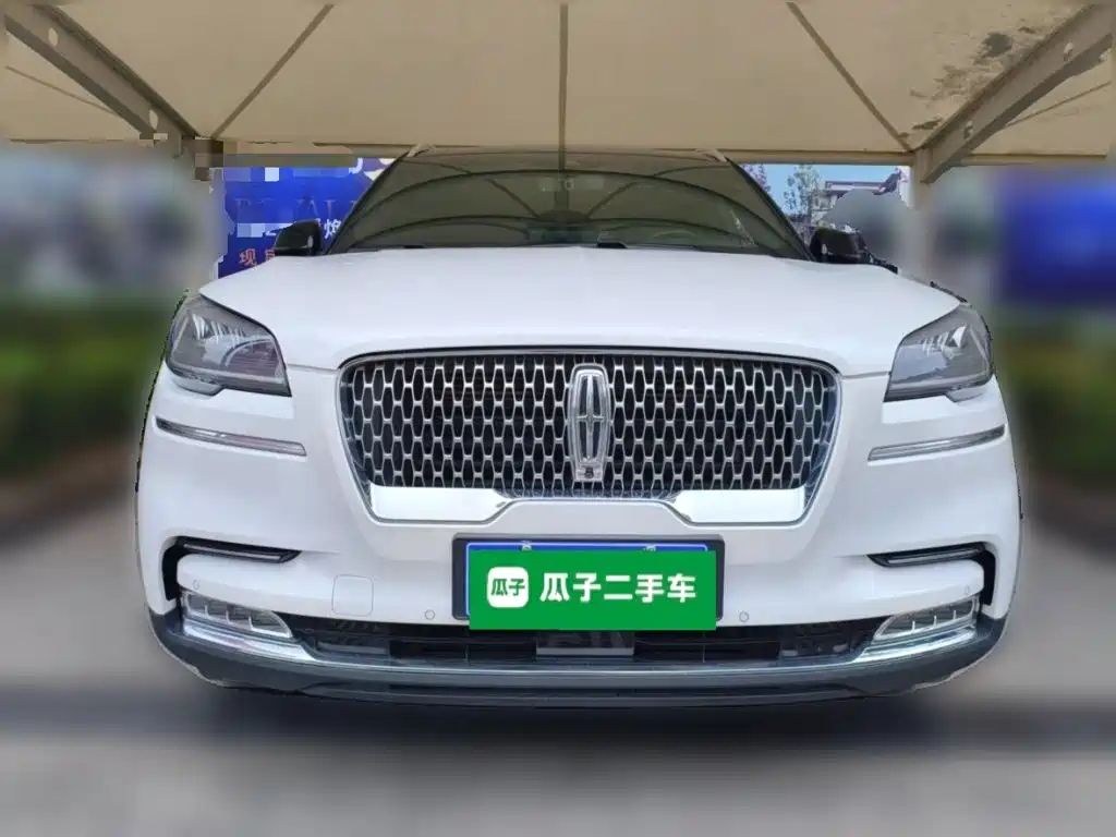 Lincoln Aviator — миниатюра 2