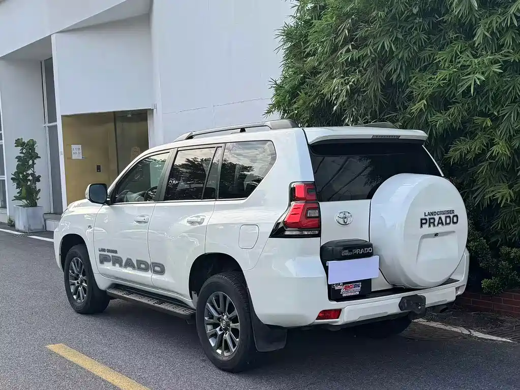 Toyota Prado (Import) — миниатюра 4
