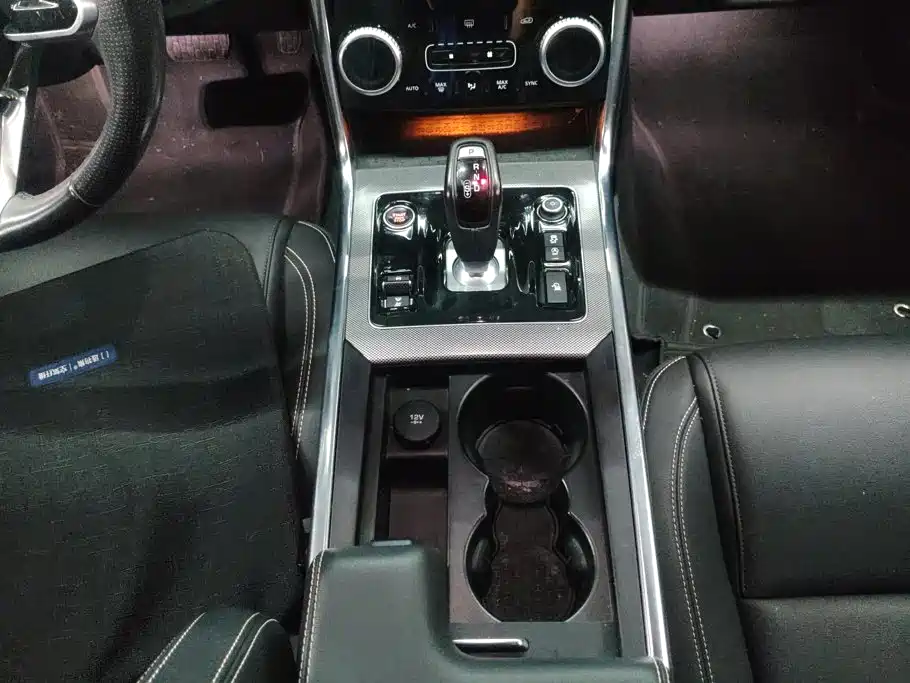 Jaguar XEL — миниатюра 16